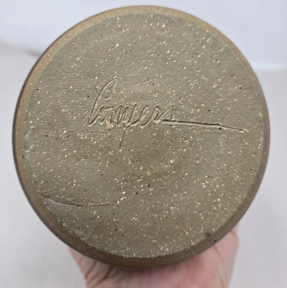 Studio Pottery Handmade Vase Signed Browns Tans & Black Tool Mark Accents - Picture 7 of 12